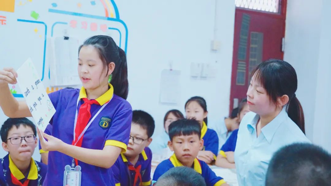 激活自主課堂，點(diǎn)燃研究熱情丨東外小學(xué)部名師引領(lǐng)課活動紀(jì)實(shí)