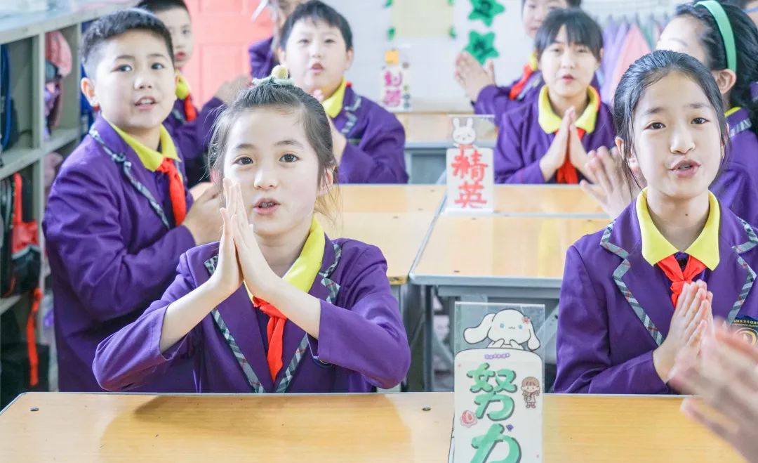 「寓教于樂 巧學(xué)古詩」東外小學(xué)部巧借撲克牌玩轉(zhuǎn)古詩詞系列活動(dòng)